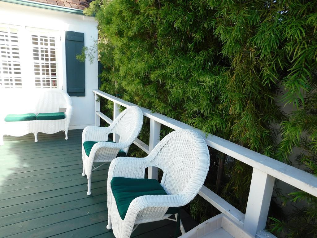 Lincoln Green Inn Carmel-by-the-Sea Экстерьер фото